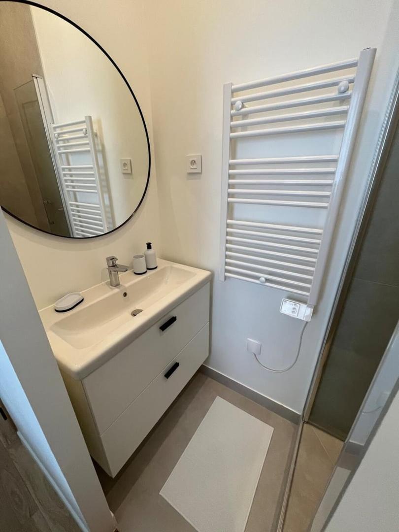Appartement Cosy A 1 Min De Paris شارينتو لو بو المظهر الخارجي الصورة